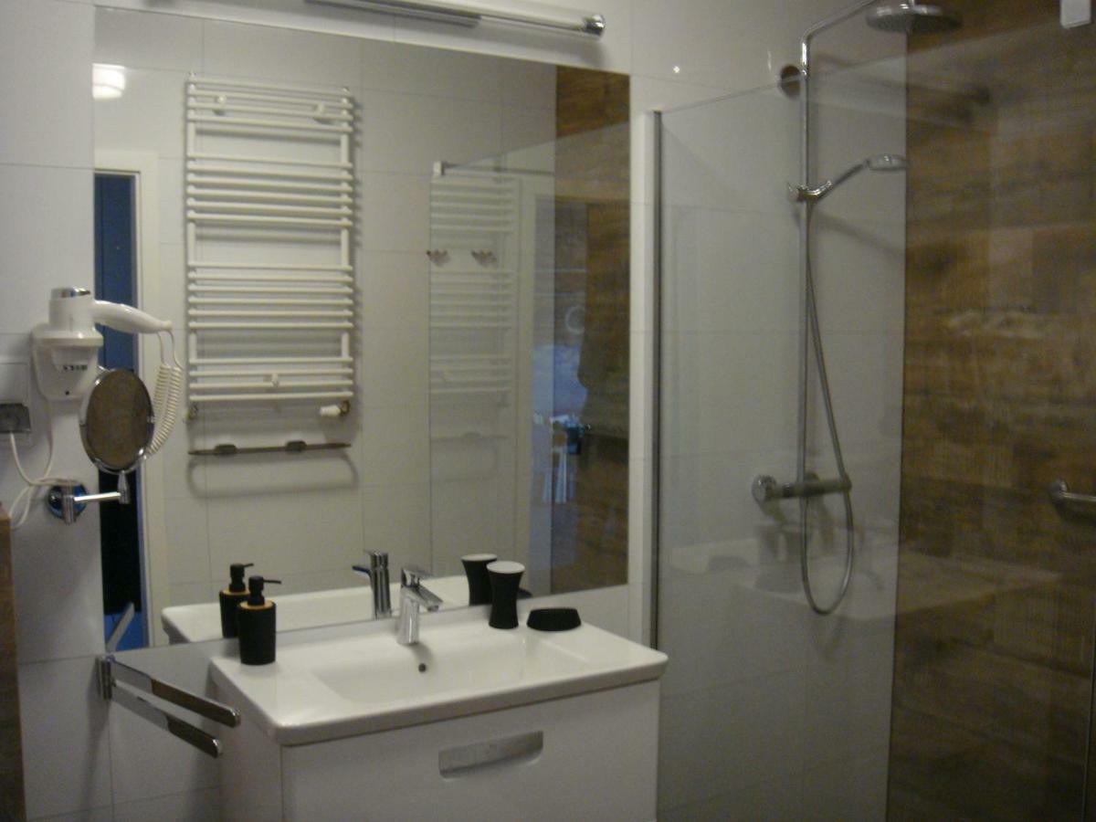 Luxury Apartament B 203 Polanki Park Basen&Spa 코워브제크 외부 사진
